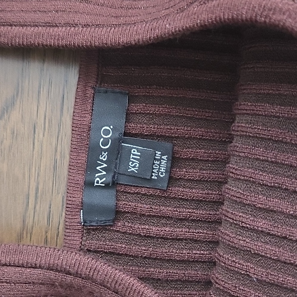 Rw&Co Ribbed Knit Tank - Picture 2 of 5